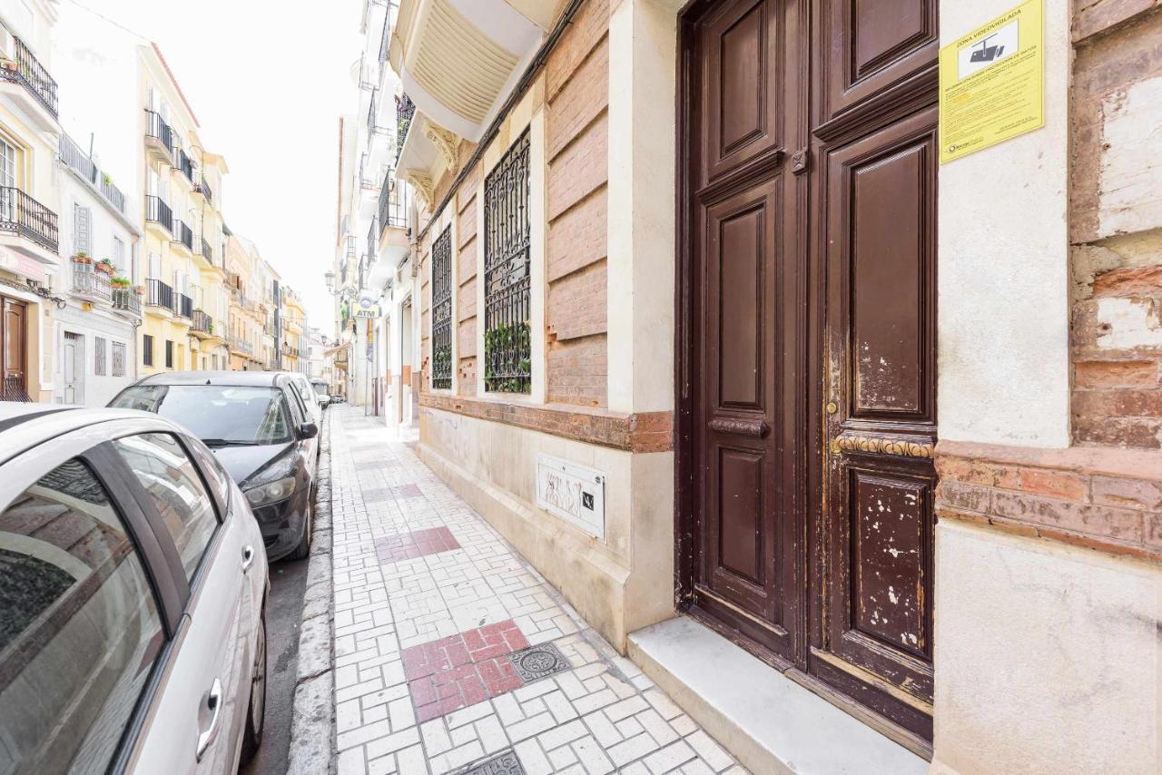Pineapple Pena 19 Apartment Malaga Bagian luar foto
